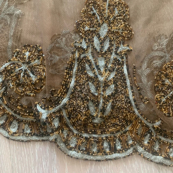 Mesh & hand embroidered over-skirt.  green (brown, black light blue beading). - Picture 2 of 3